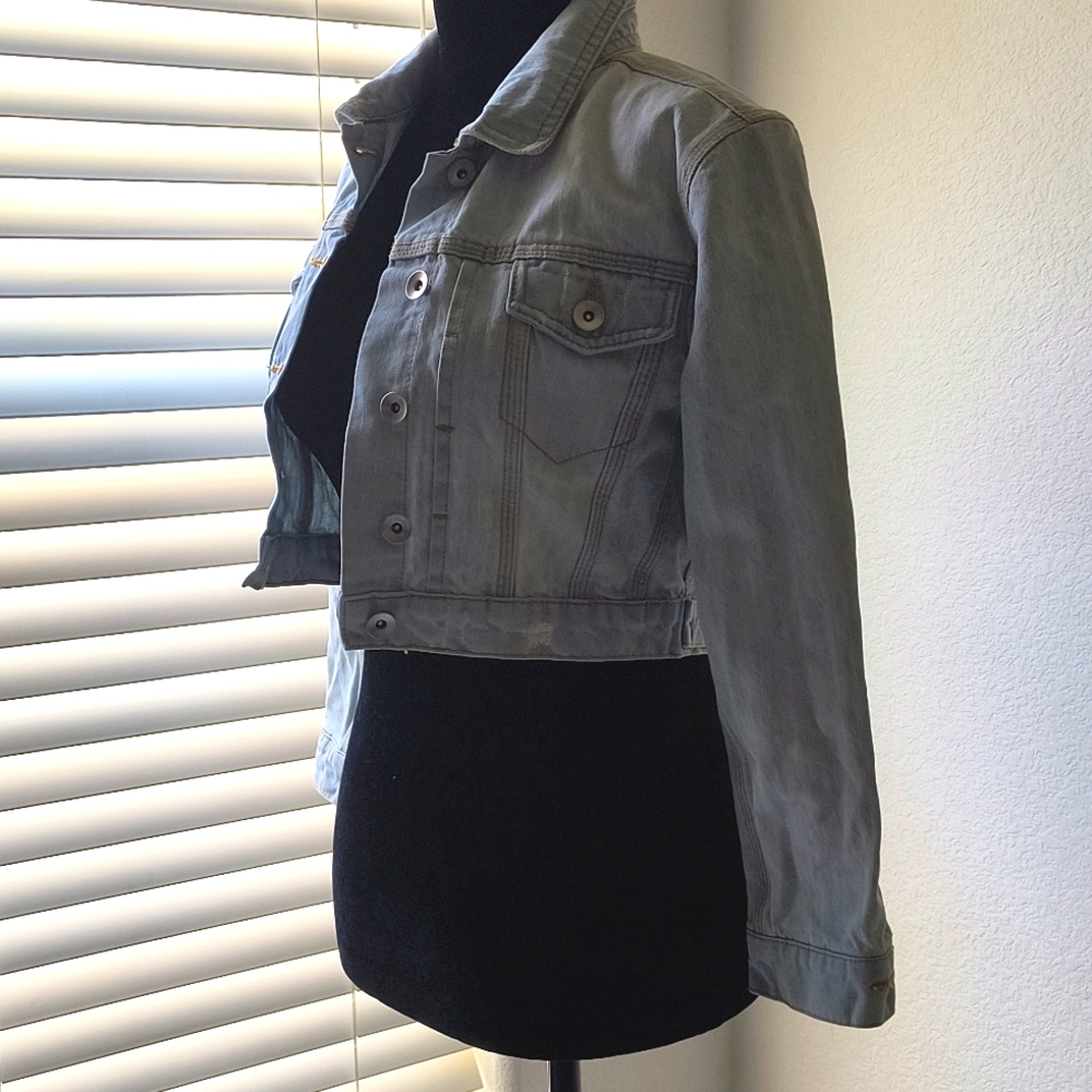 Jean jacket - Picture 2 of 3
